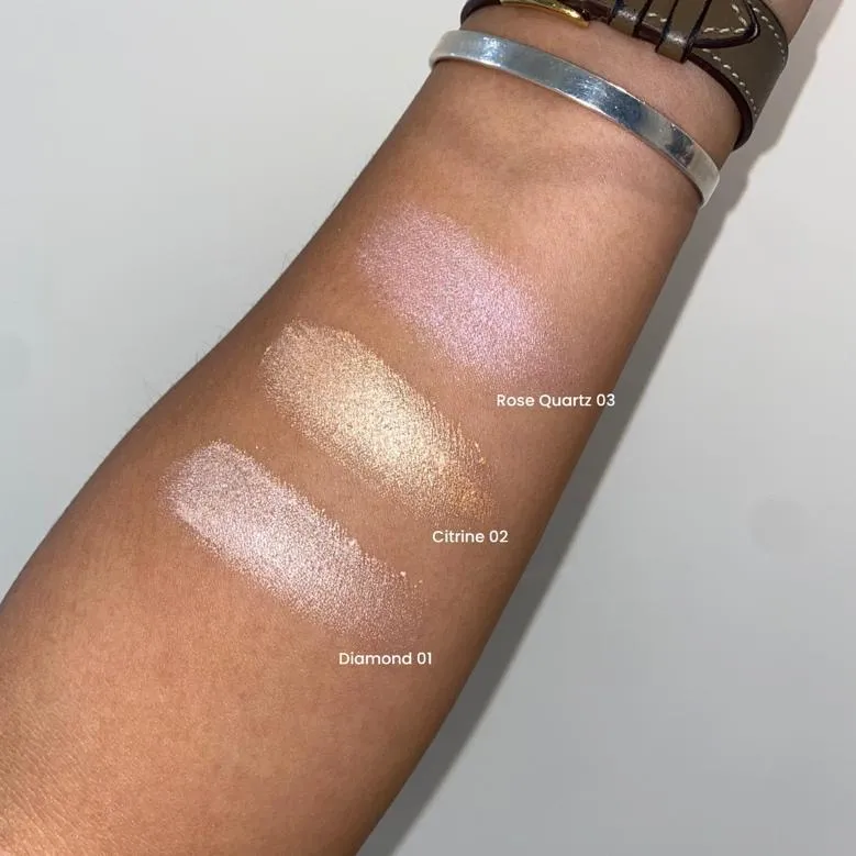 ์๋ฏธํค์ด์ฆ ๋ทฐํฐ ์ํํธ ์คํธ๋ก๋ธ ํ์ด๋ผ์ดํฐ ๋ฐ์ ๋ฆฌ๋ทฐ (SIMIHAZE BEAUTY Soft Strobe Highlight swatch main image)