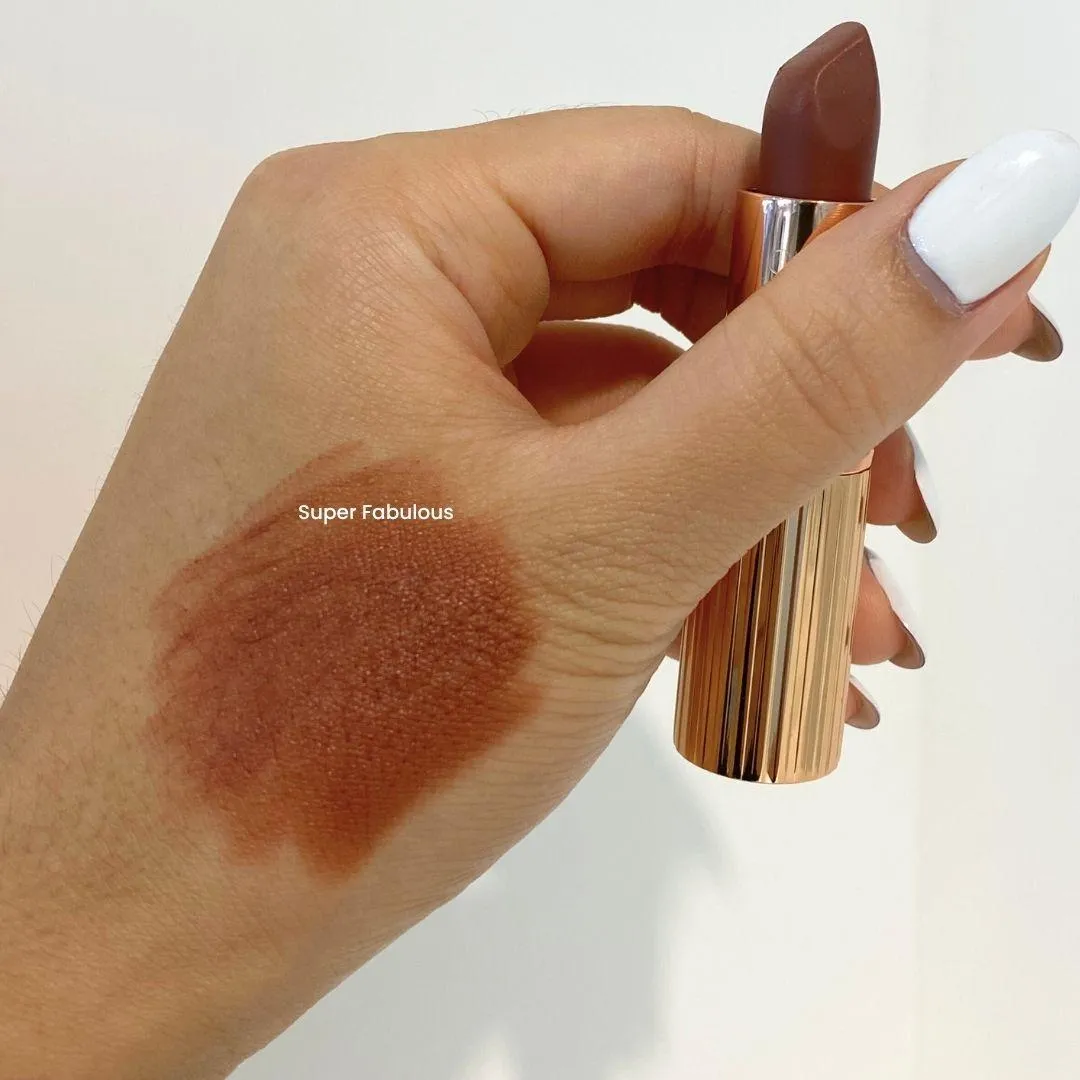 샬롯 틸버리 매트 레볼루션 슈퍼패뷸러스 실물 발색 (Charlotte Tilbury Matte Revolution Super Fabulous real swatch)