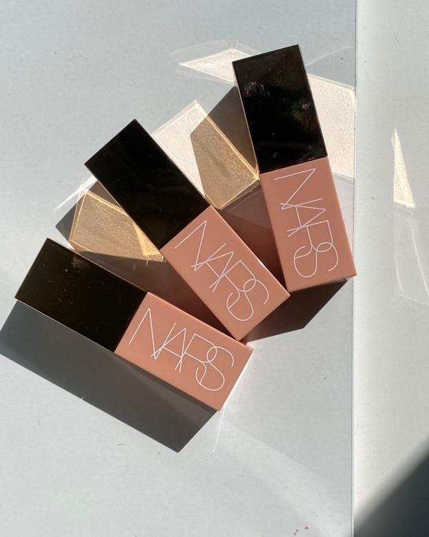 나스 애프터글로우 리퀴드 블러쉬 3컬러 프로덕트샷 (NARS Afterglow Liquid Blush all shades product shot)