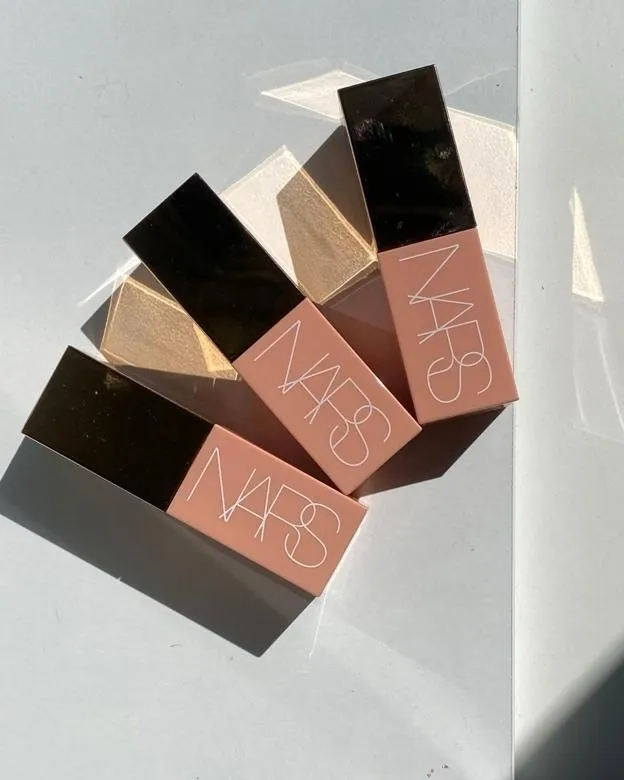 나스 애프터글로우 리퀴드 블러쉬 3컬러 프로덕트샷 (NARS Afterglow Liquid Blush all shades product shot)