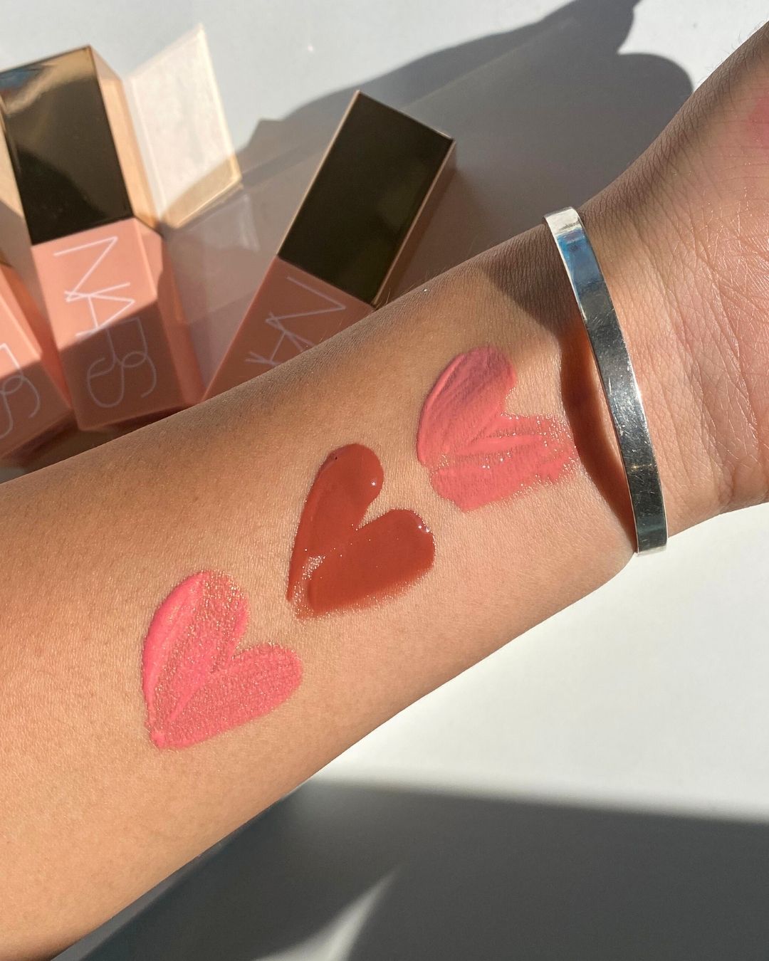 나스 애프터글로우 리퀴드 블러쉬 메인 컷 (NARS Afterglow Liquid Blush main image)