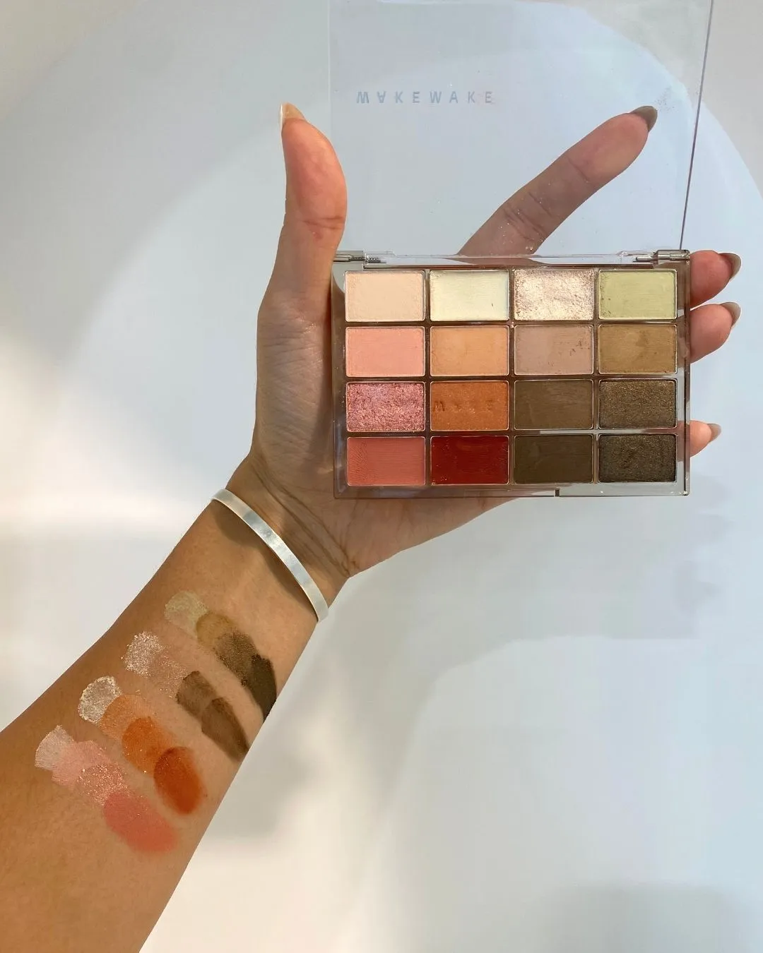 웨이크메이크 소프트 블러링 아이 팔레트 22 메인컷 (WAKEMAKE Soft Blurring Eye Palette 22 main image)