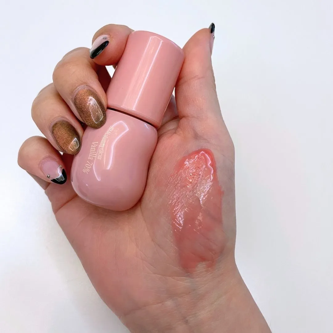 퓌 3D 볼류밍 글로스 바닐라 70% 컬러 실제 컬러 (fwee 3D Voluming Gloss Vanilla 70% actual color)