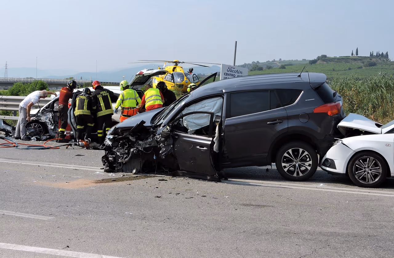 Golden Gate Legal: Insights on Personal Injury Lawsuits in Beverly Hills from an Accident Lawyer