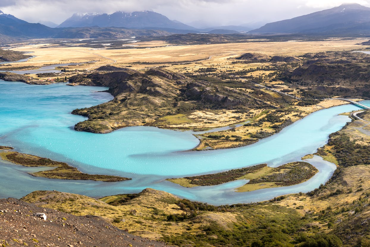 Custom Group Tour Itinerary Patagonia - Turquoise Lakes Private Guide