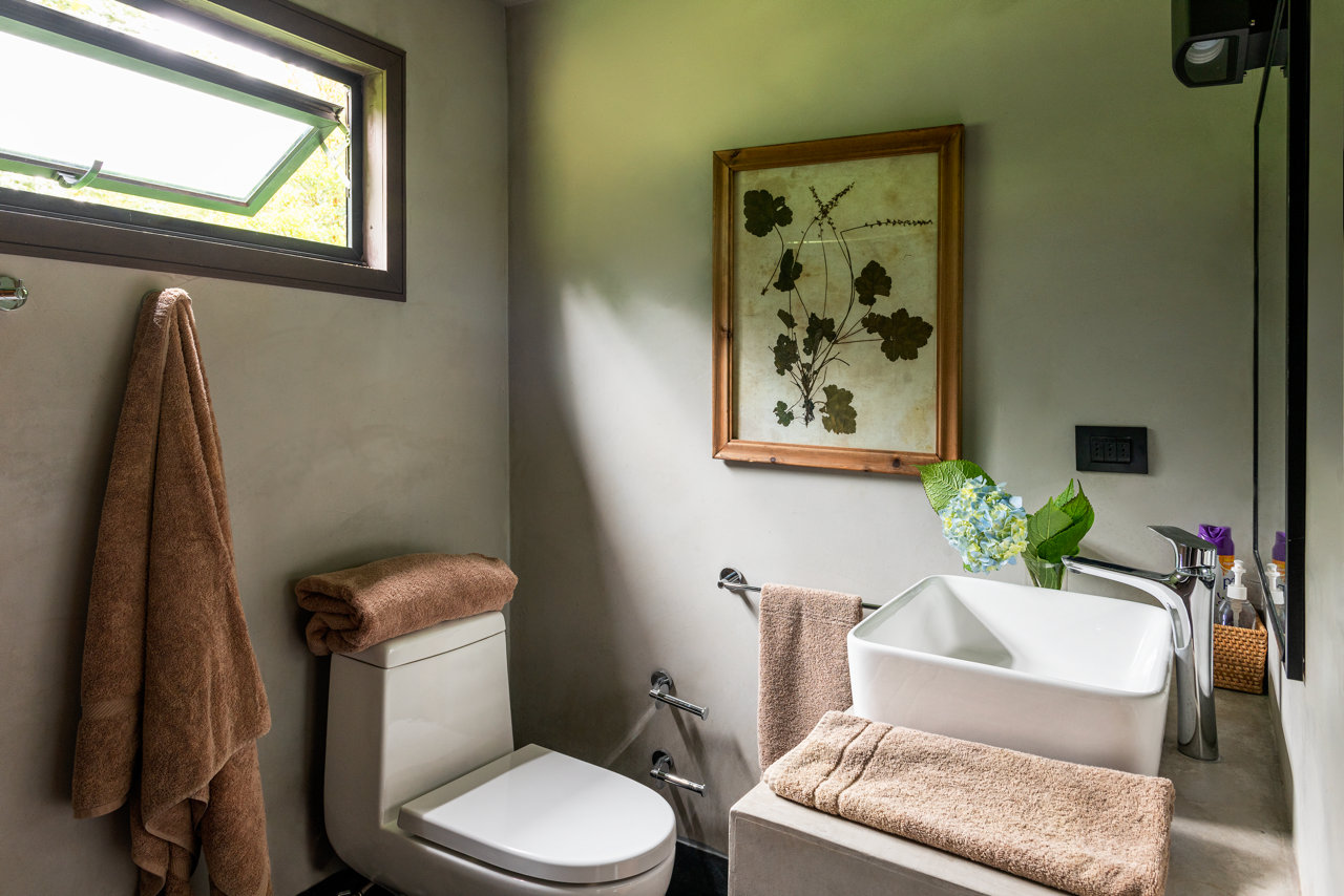 En-suite bathroom at Parque Cascadas lodge in the Aysén Region, Chile