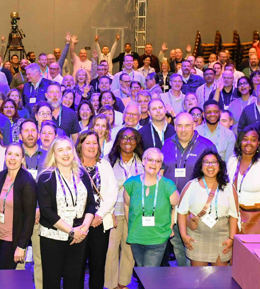 Group photo of Harris employees.