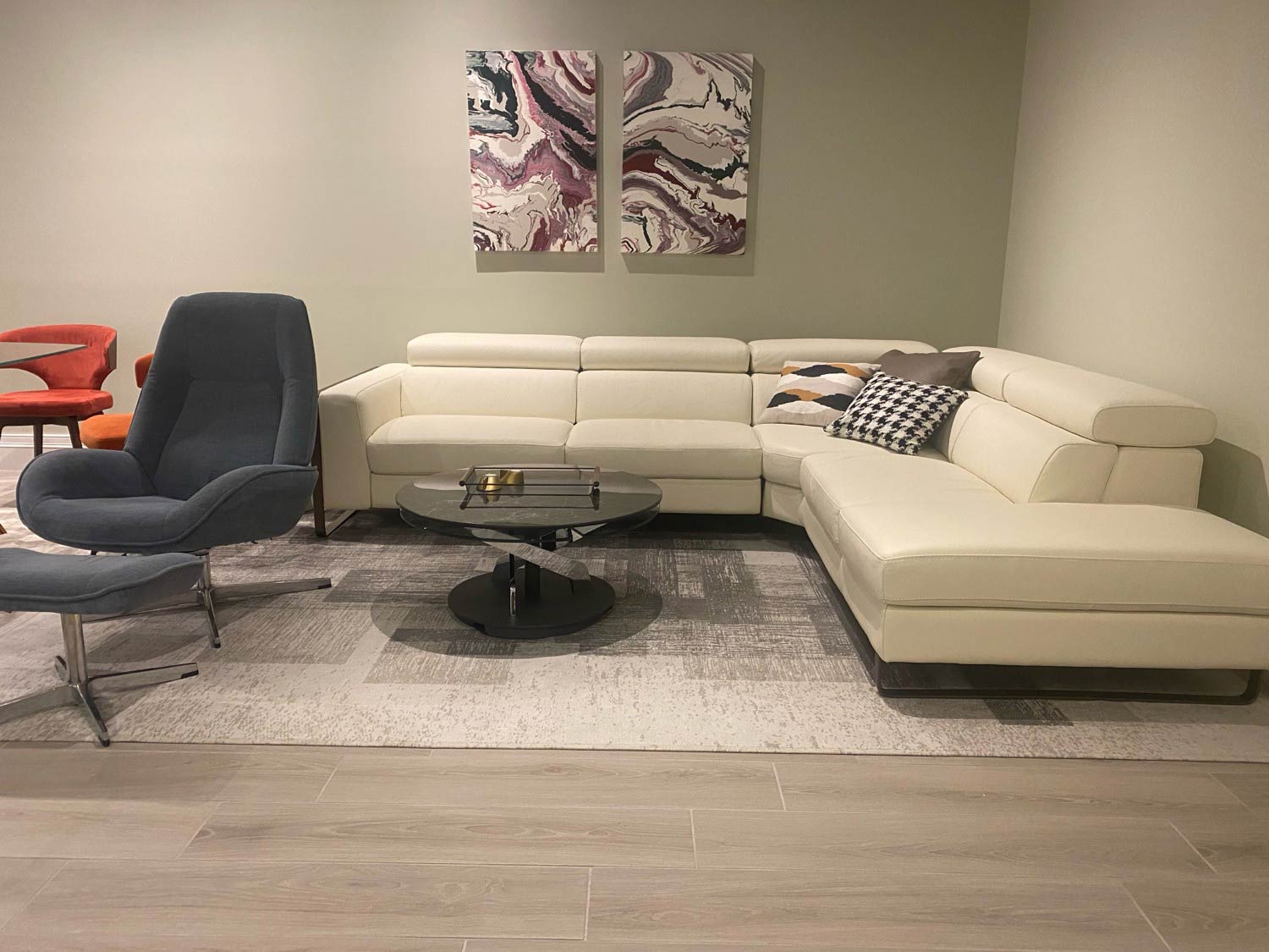 [background image] image of retail setting (for an ecommerce)