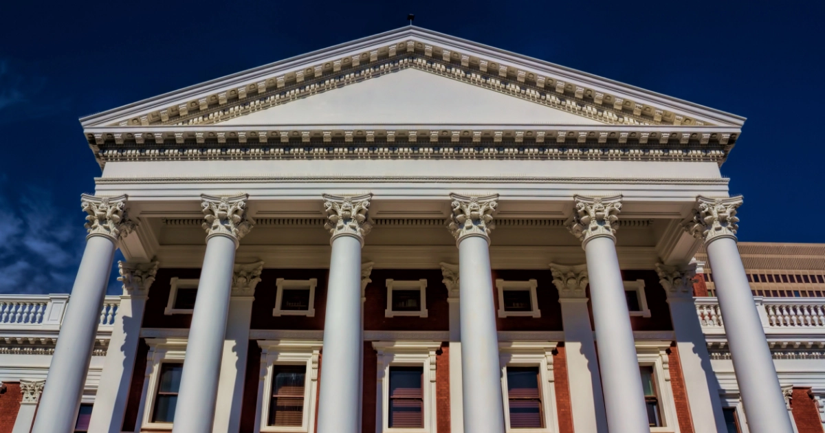 The front of the South African Parliament building