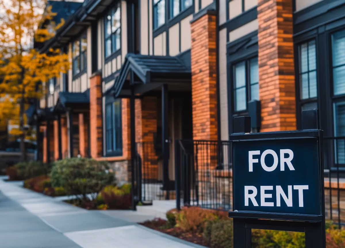 'For rent' sign in front of apartment