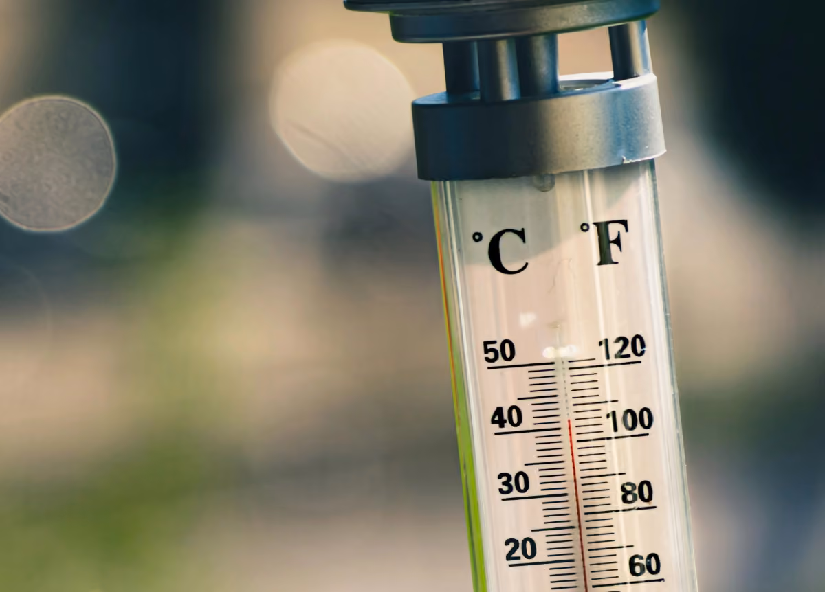 Outdoor thermometer