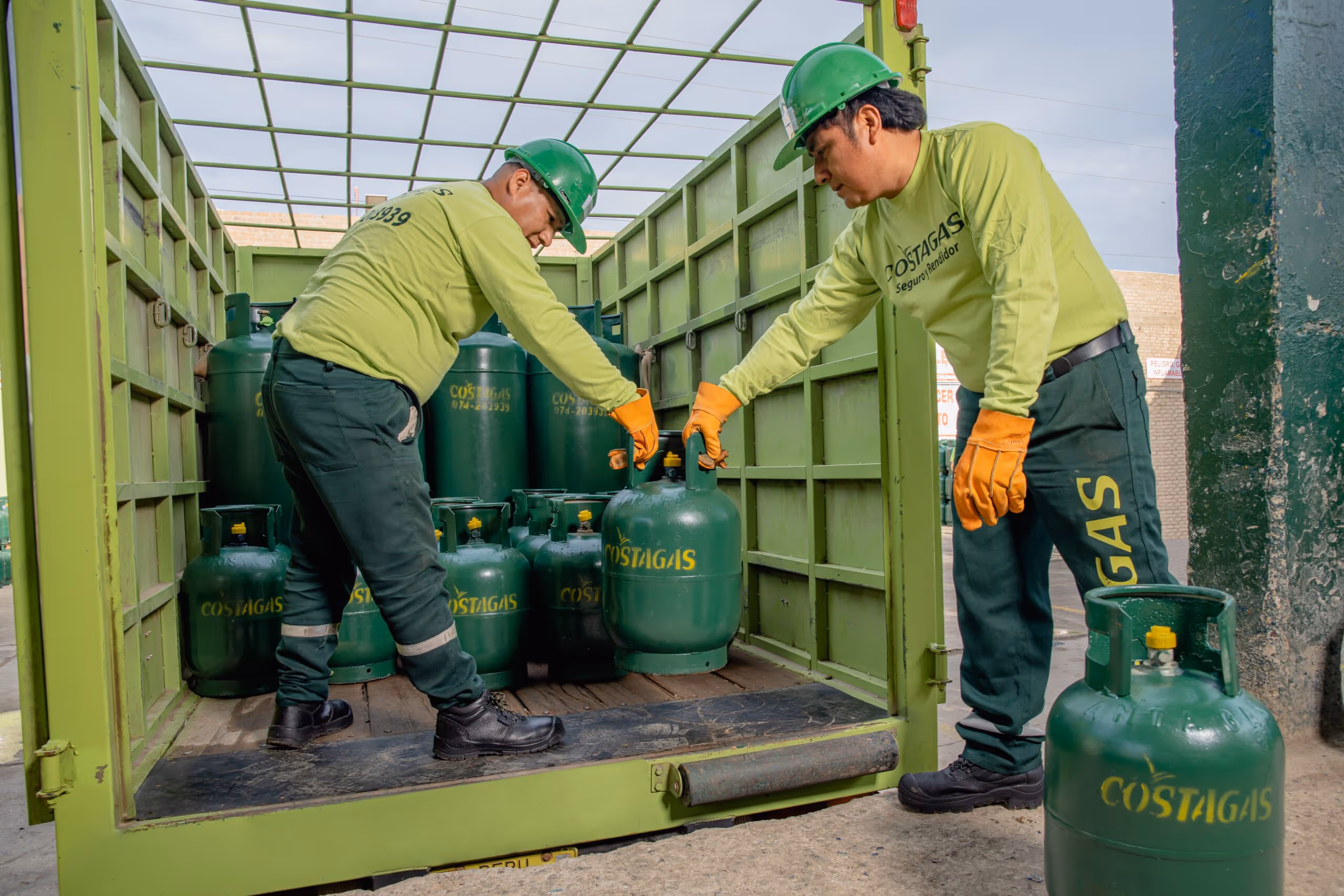 Imagen de trabajo con Costa Gas