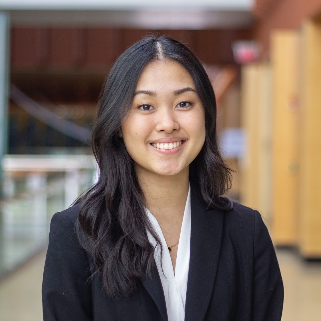 Emily Mao Headshot