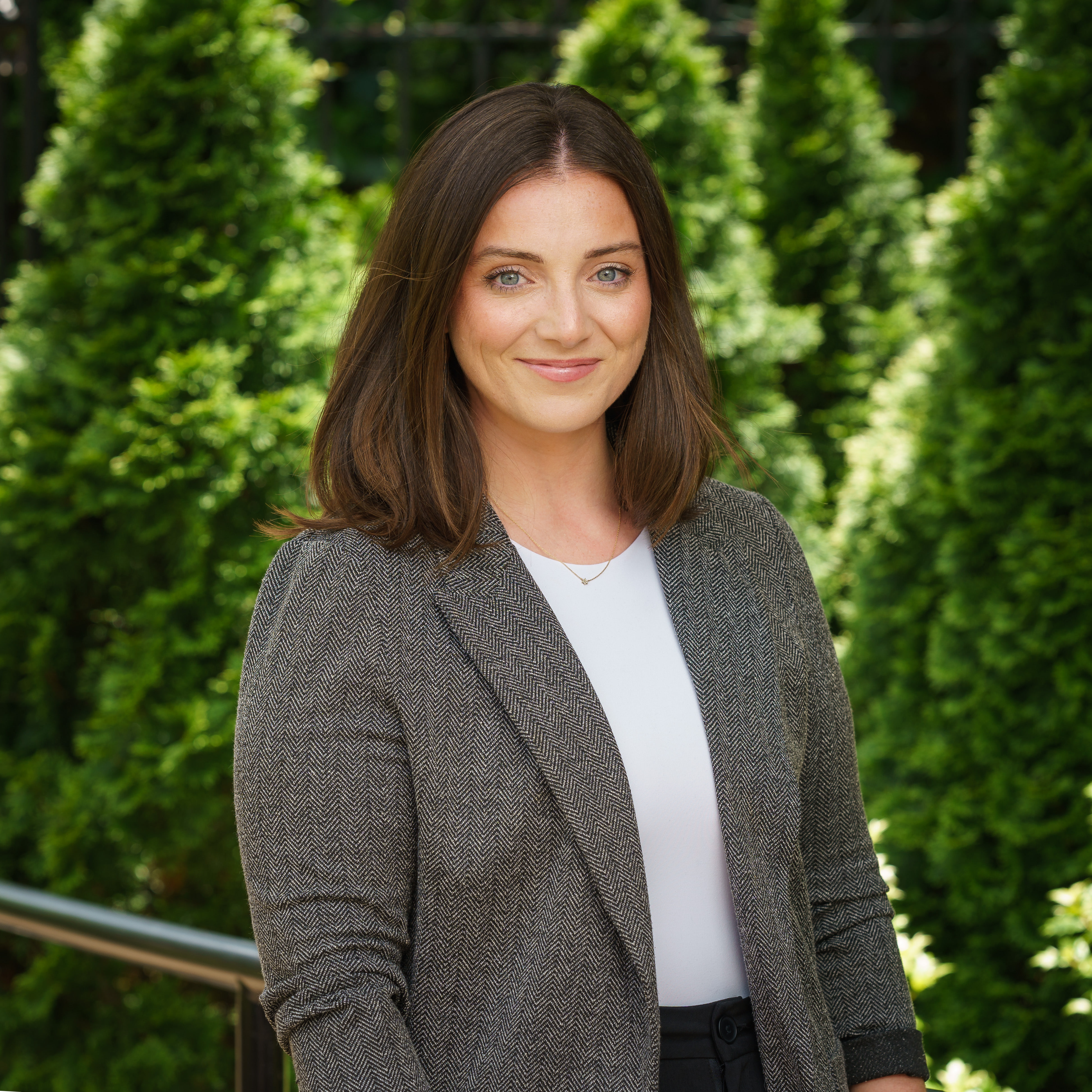 Molly Voigt Headshot