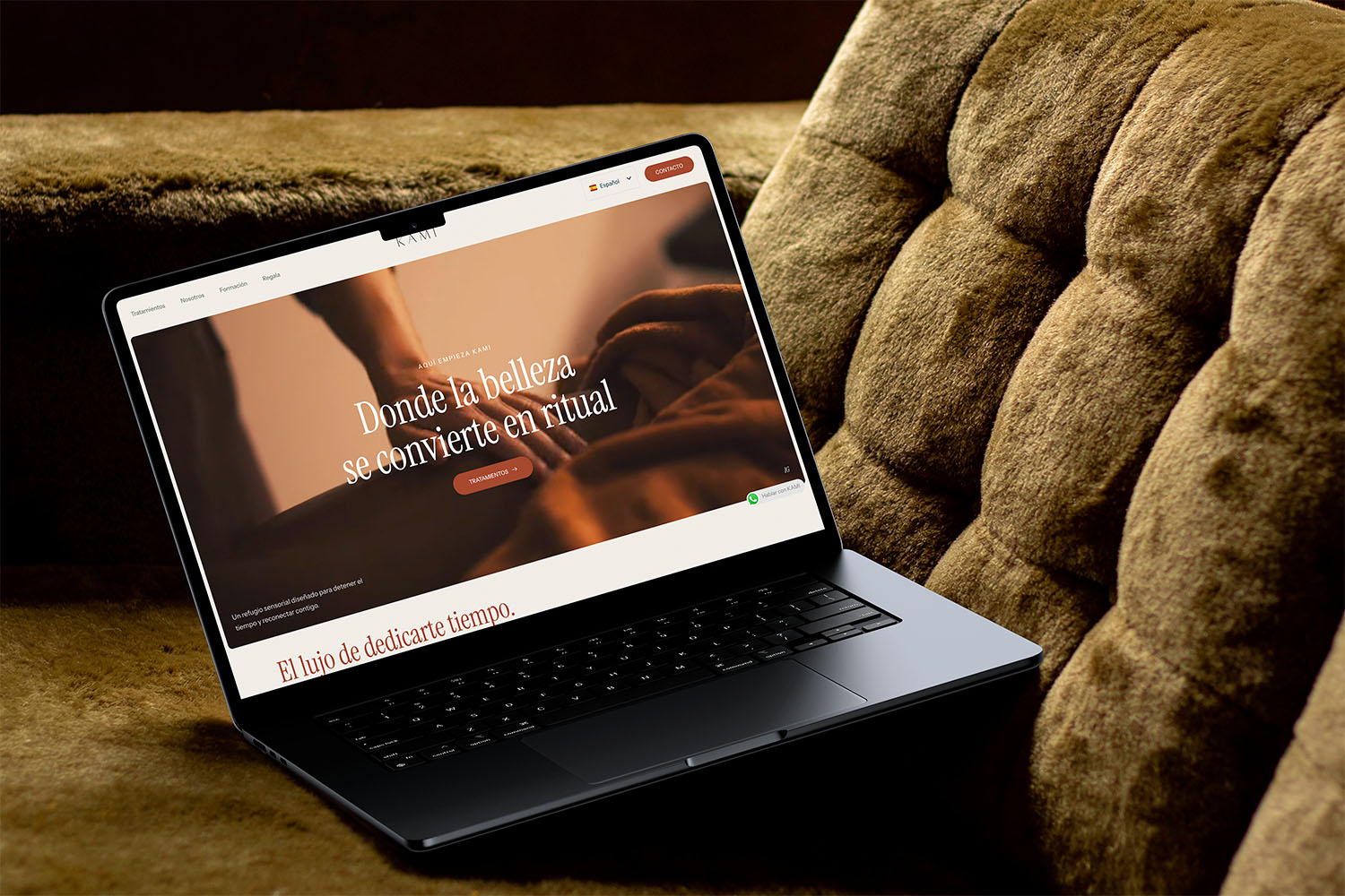 Diseño web Kami Head Spa en Mallorca — mockup laptop por Indigo Estudio