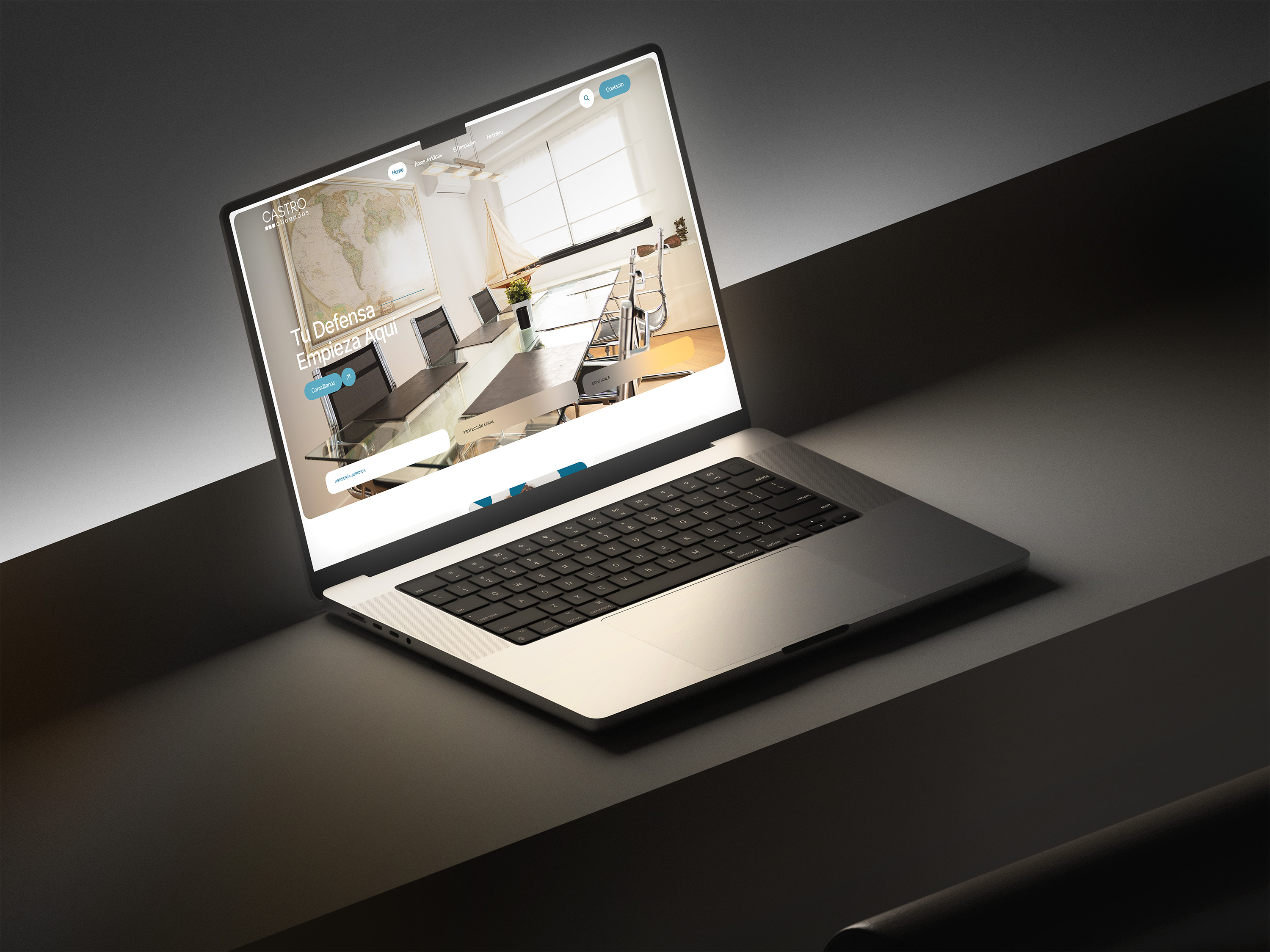 Web de Castro Abogados en mockup MacBook — diseño web por Indigo Estudio Mallorca