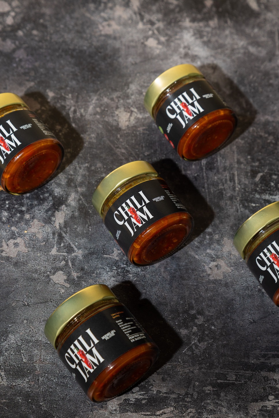 Fotografía de producto Chili Jam — shooting por Steven Moreno para Indigo Estudio