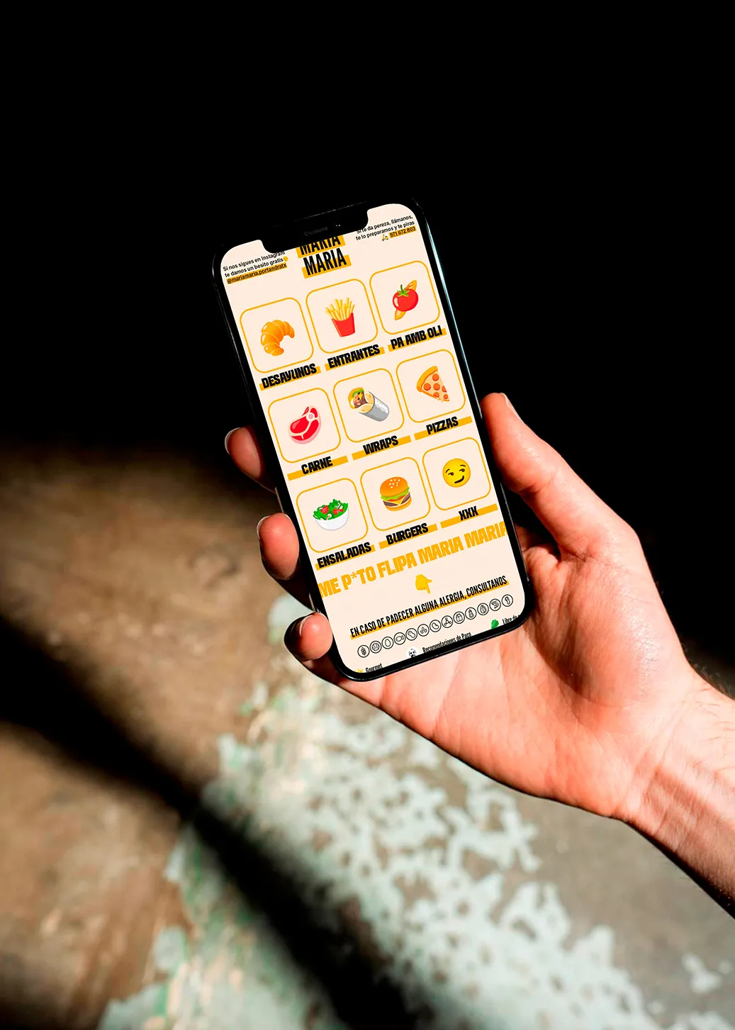 Rediseño de cartas para restaurante Maria Maria — diseño gráfico por Indigo Estudio Mallorca