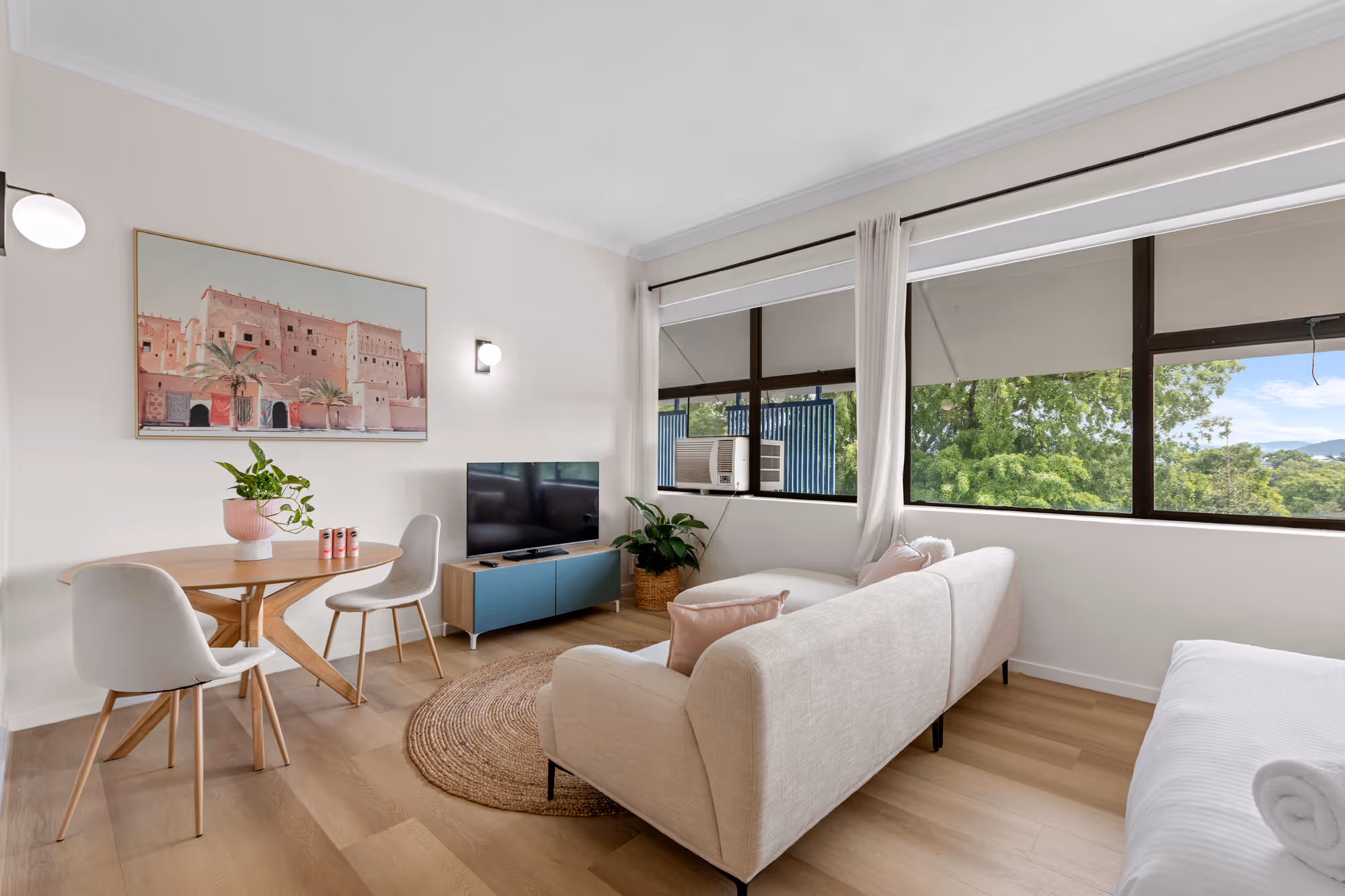 Lane-managed studio short-term rental on Wickham Street, Brisbane