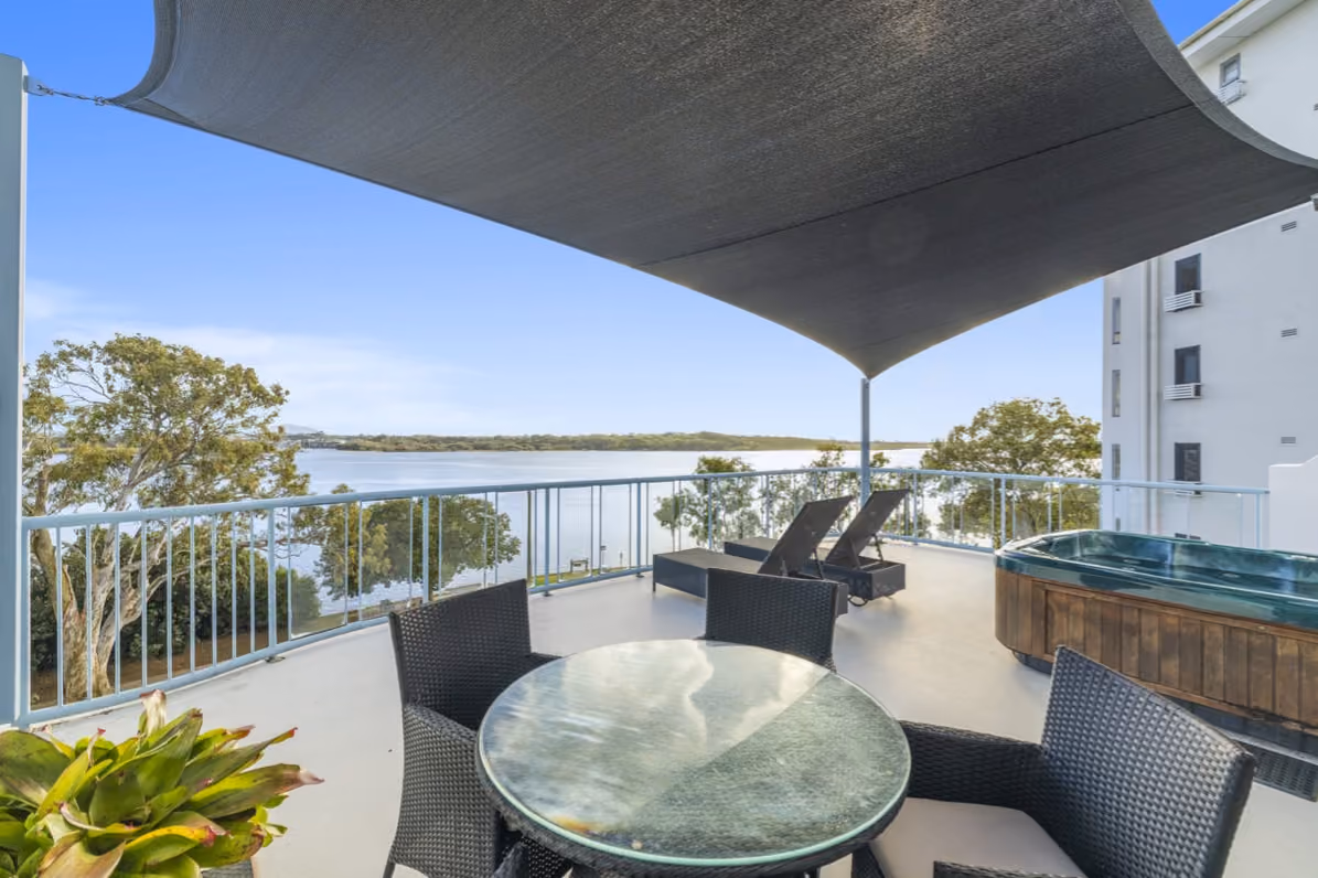 Lane-managed short-term rental in Maroochydore