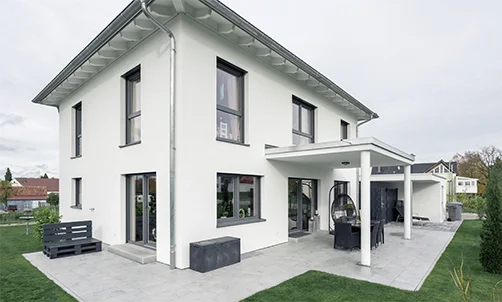 Außenansicht Einfamilienhaus.