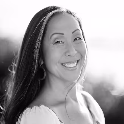Dr. Elisa Song