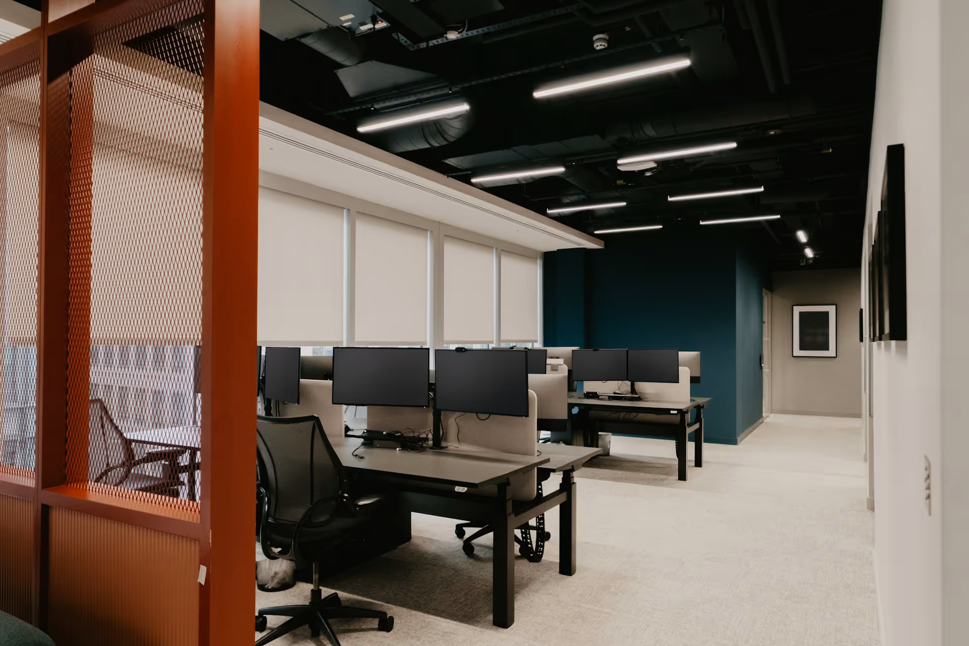A clean and tidy office space.
