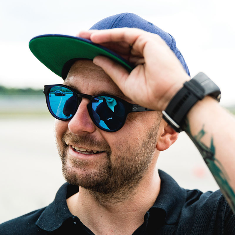 Dominik Schraml – aktiver Le Mans Cup LMP3 Fahrer und GT4 European Series Podium als ESC Coach
