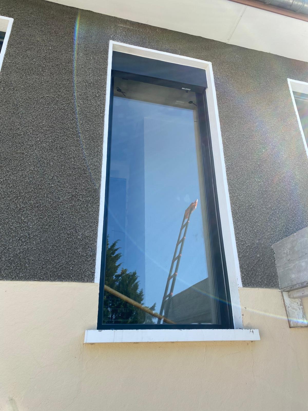 Grande vitre Alu