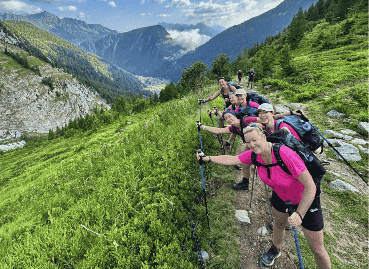 Tour du mont blanc hikers