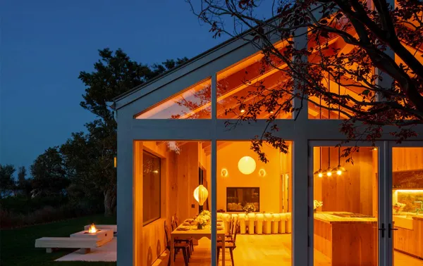 5 Creative Ways to Use Outdoor House Lights | Automated Lifestyles