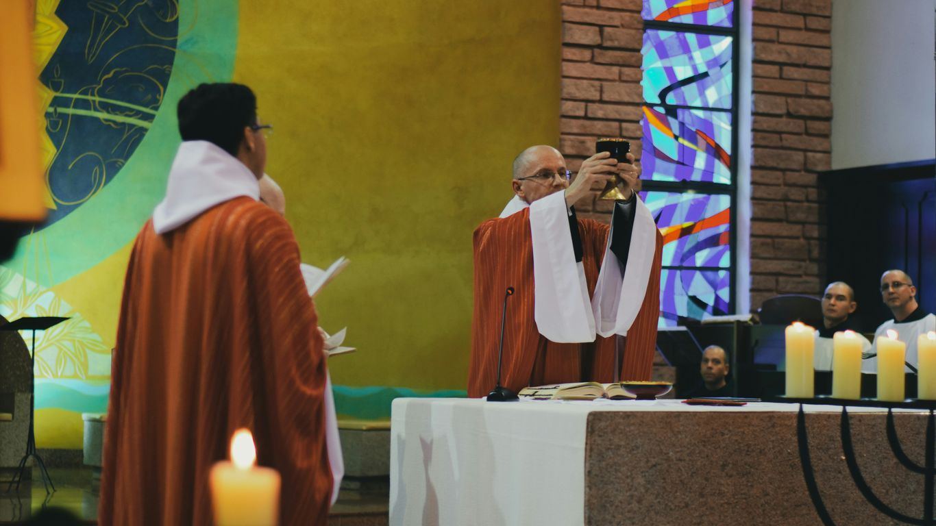 men's brown and white suit