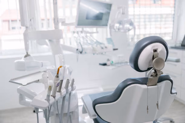 Dentist, Dental office reception, Dental
