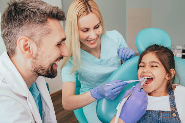 Dental Assistant Specializing in Pediatrics