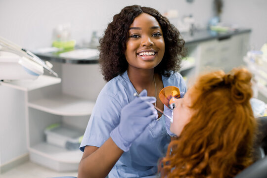 Dental Assistant Image