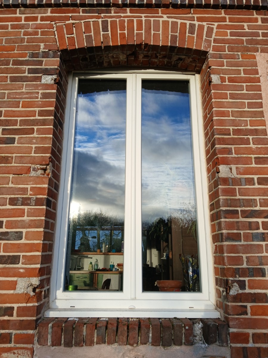 Pose de menuiseries à Bailleau l’Évêque