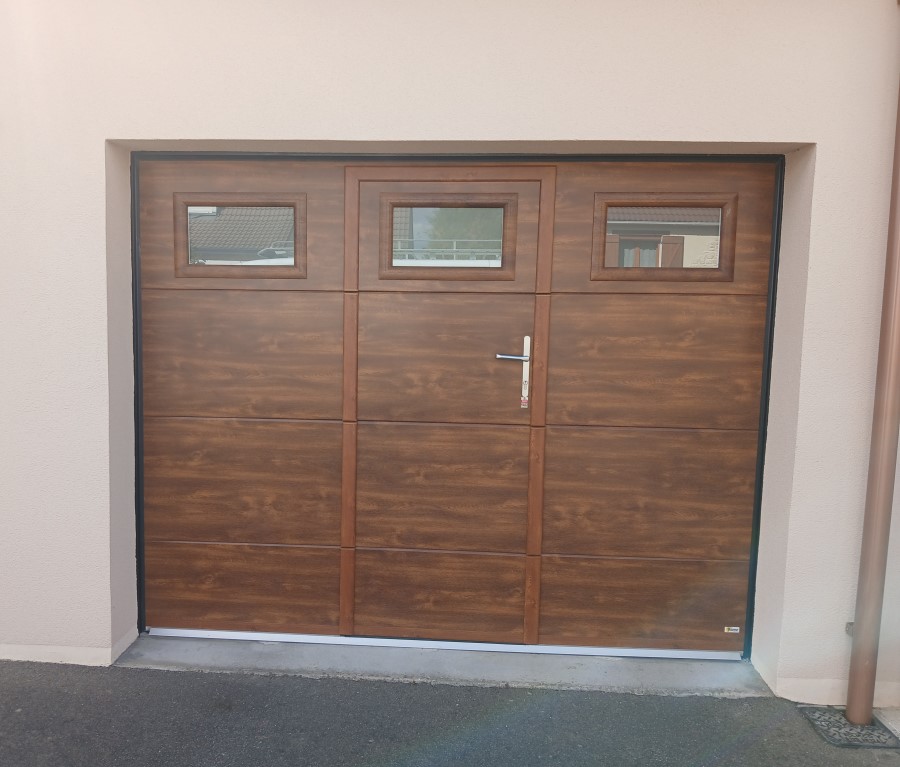 Pose de porte de garage à Lucé