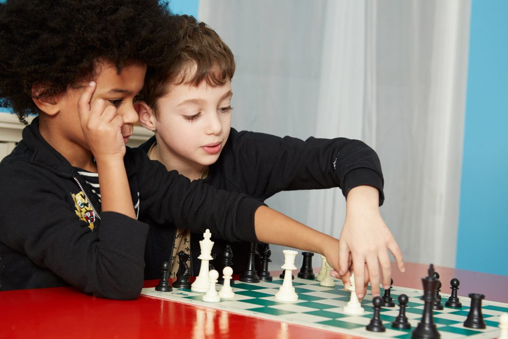 kids working together 