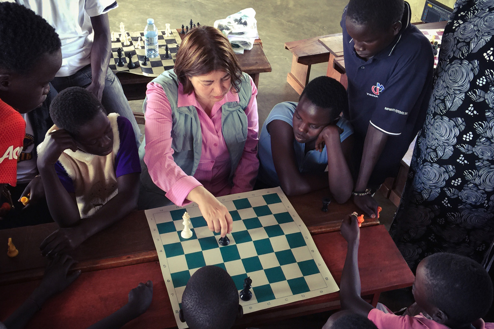 kids playing chess