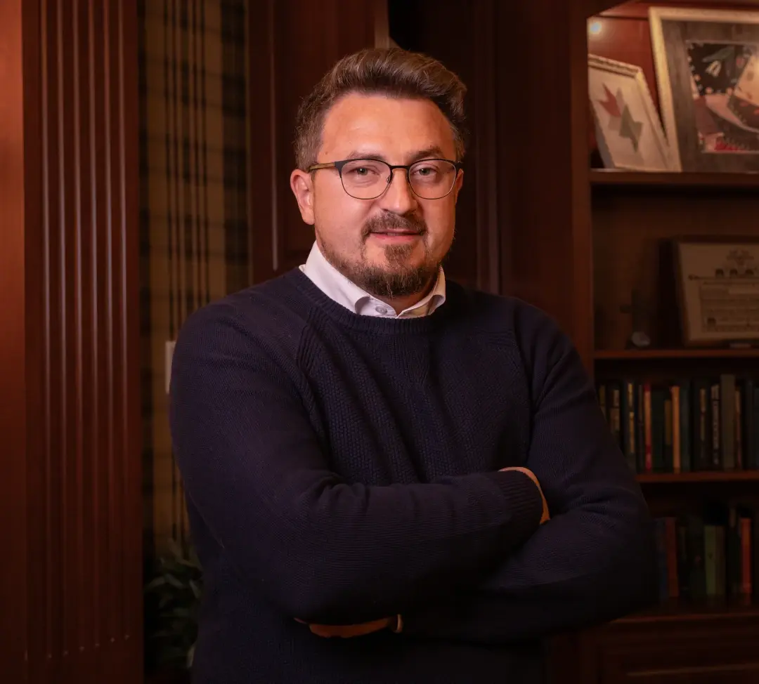 Florin Ursache headshot