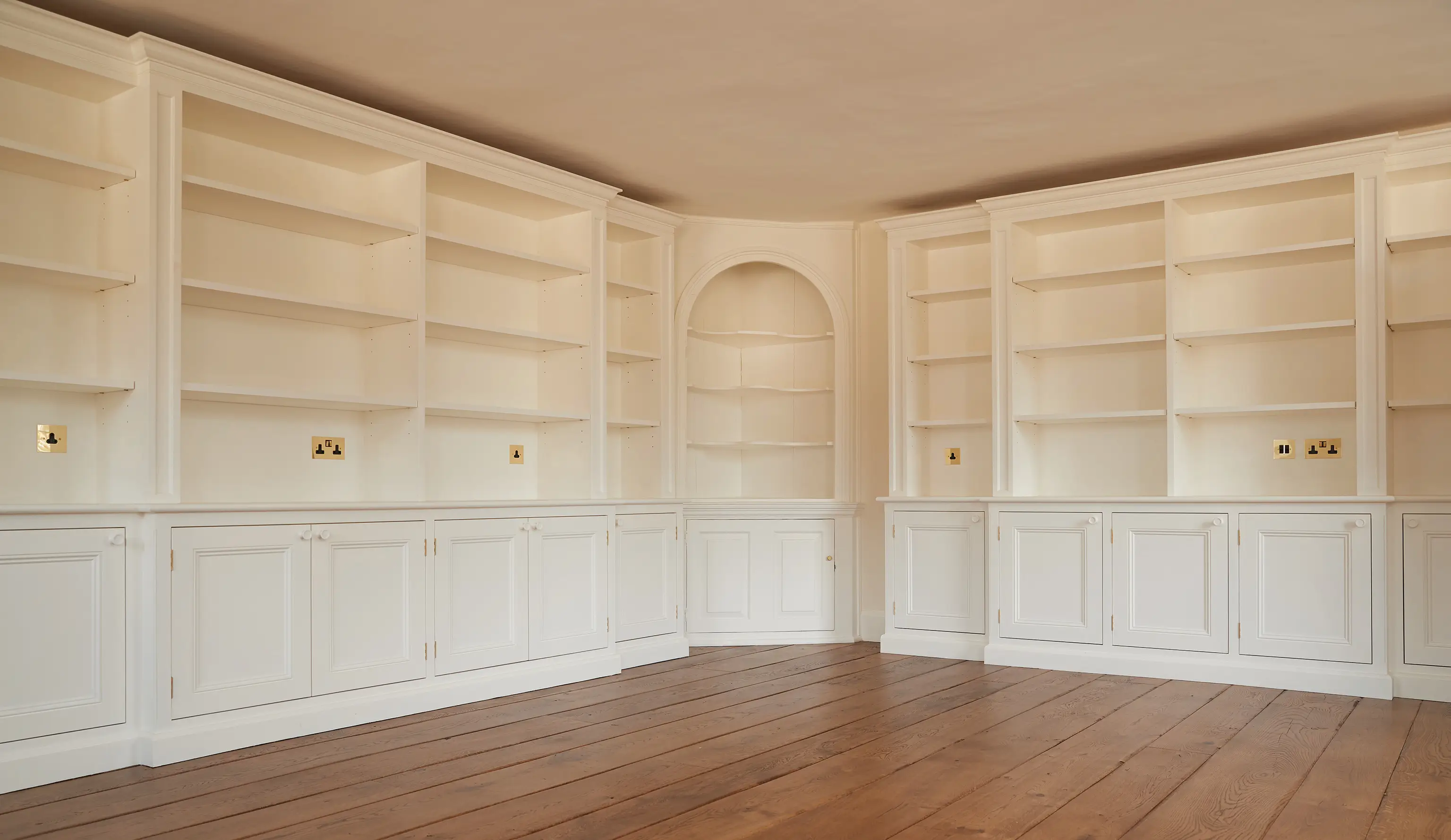 High-end cabinet makers and bespoke storage Hampshire