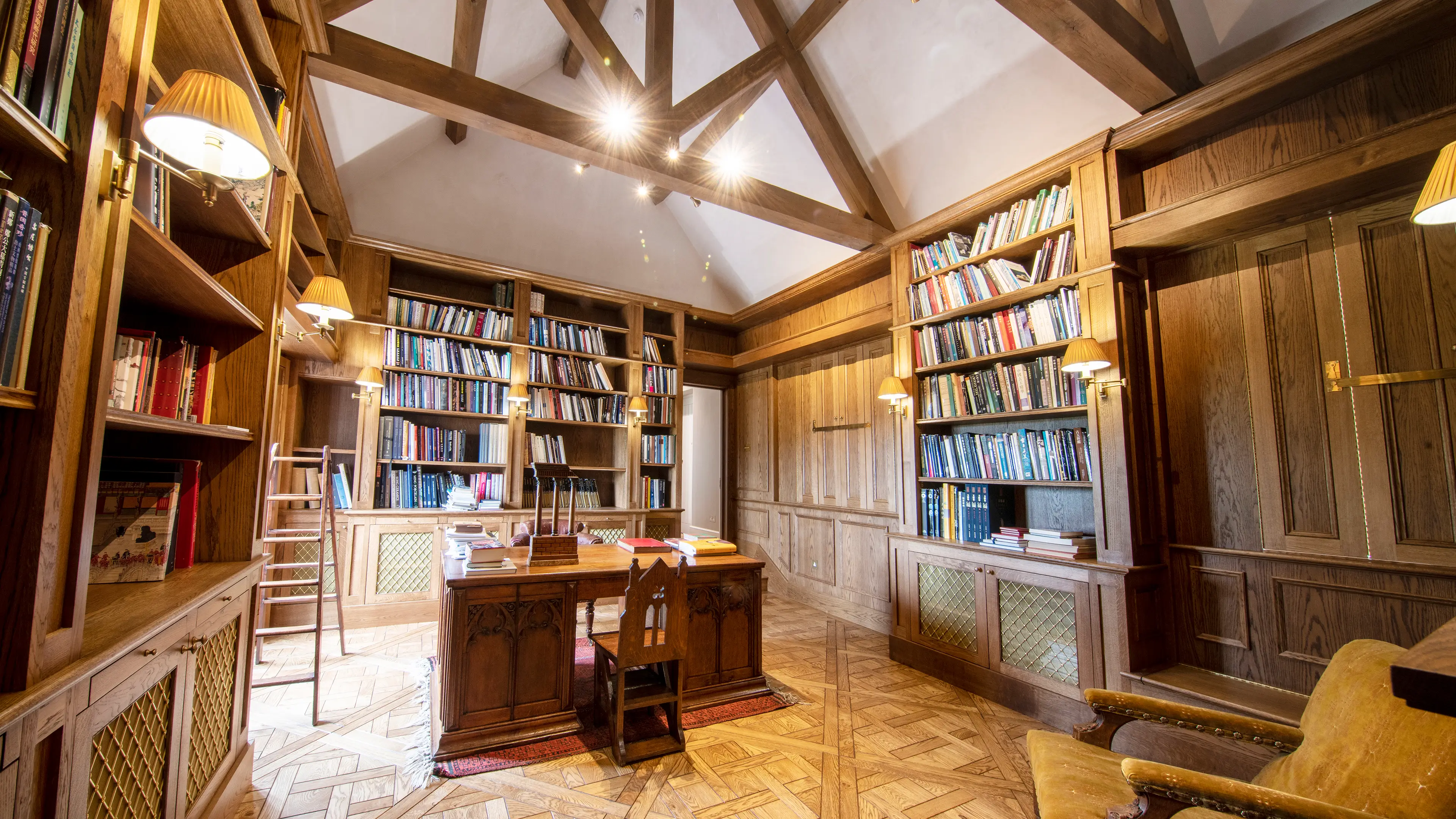 Library joinery for West Sussex home