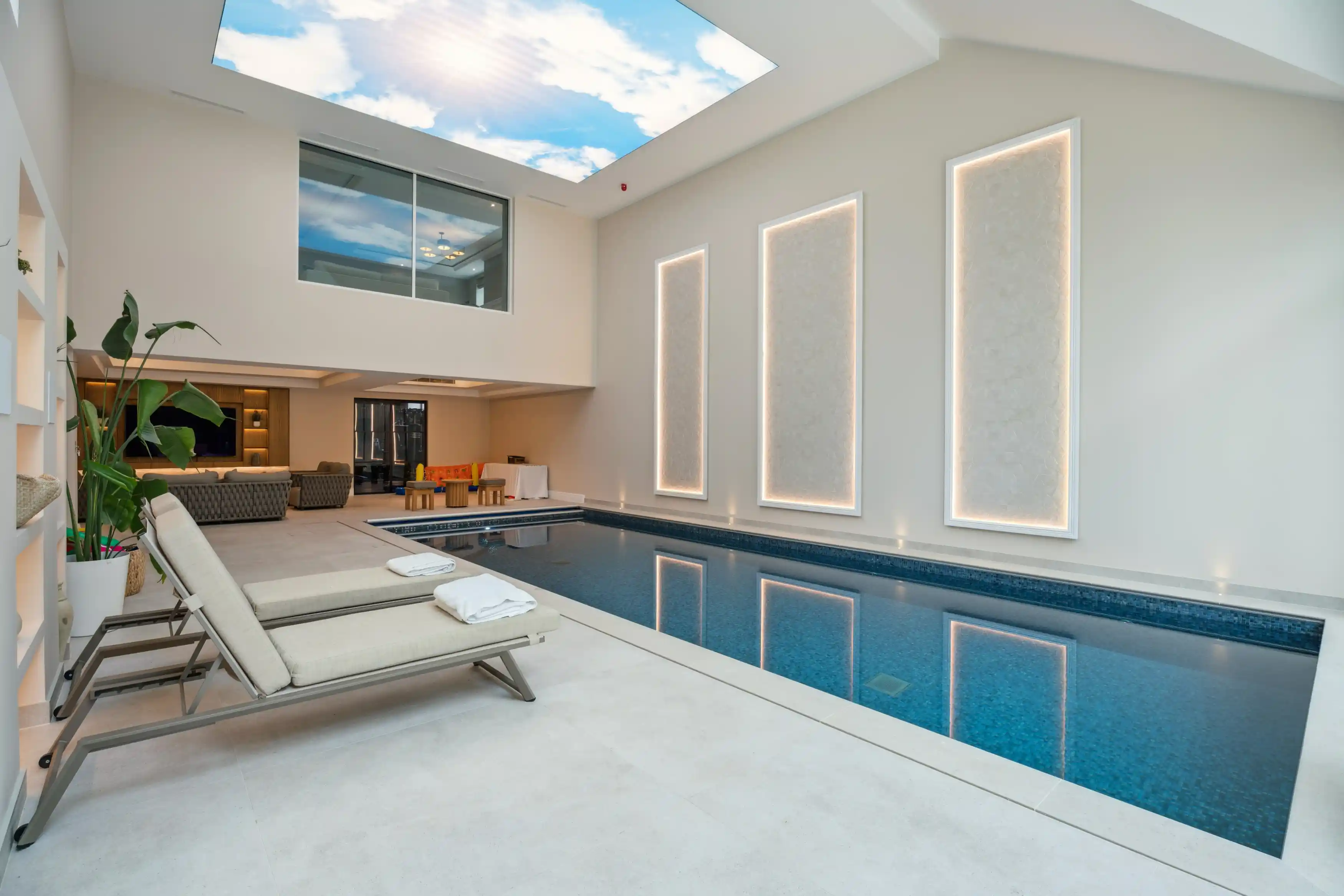 20 Hill Waye interior