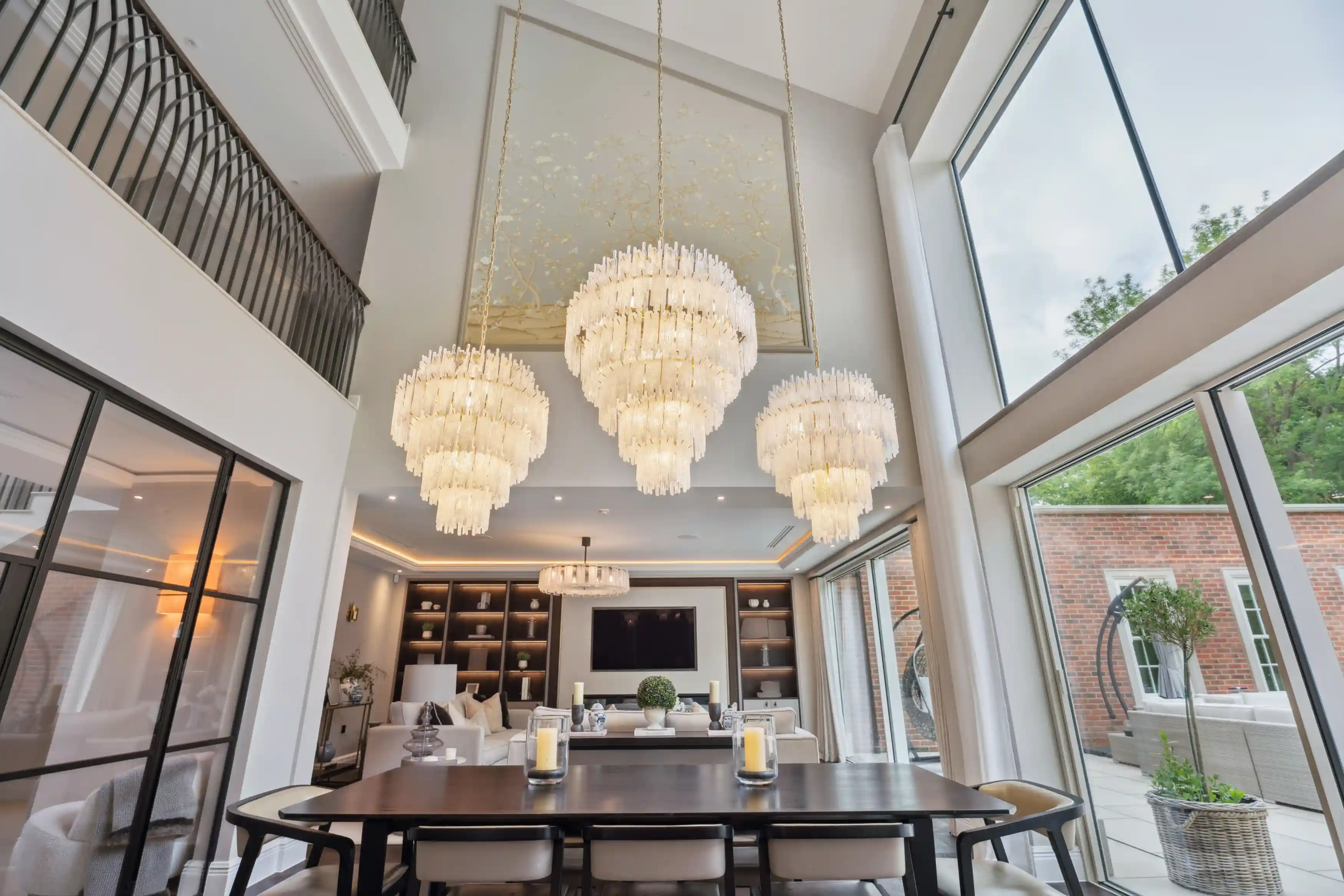 20 Hill Waye interior