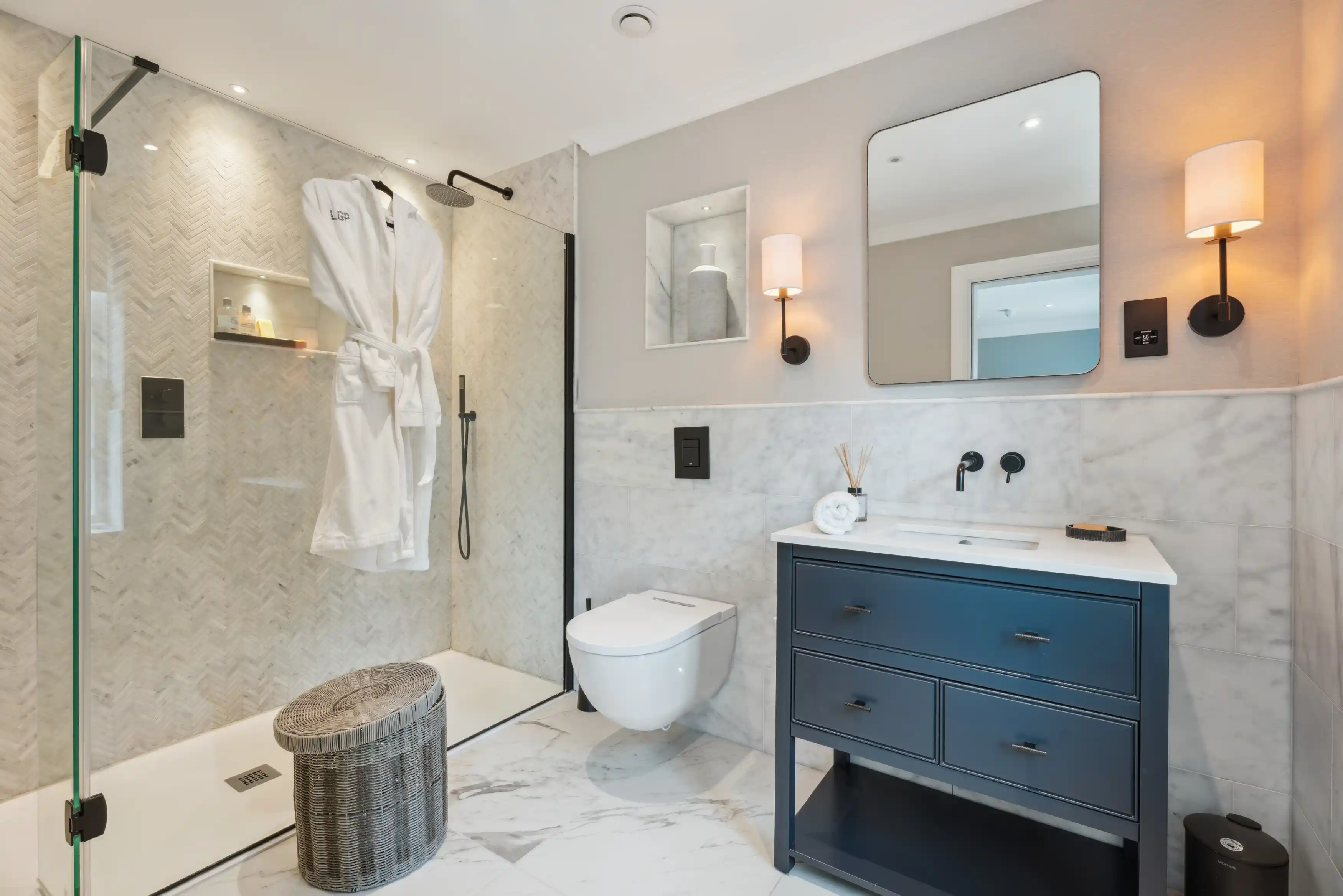 20 Hill Waye interior