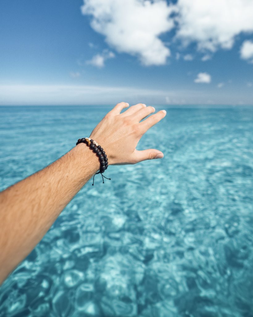 Dorsal bracelets