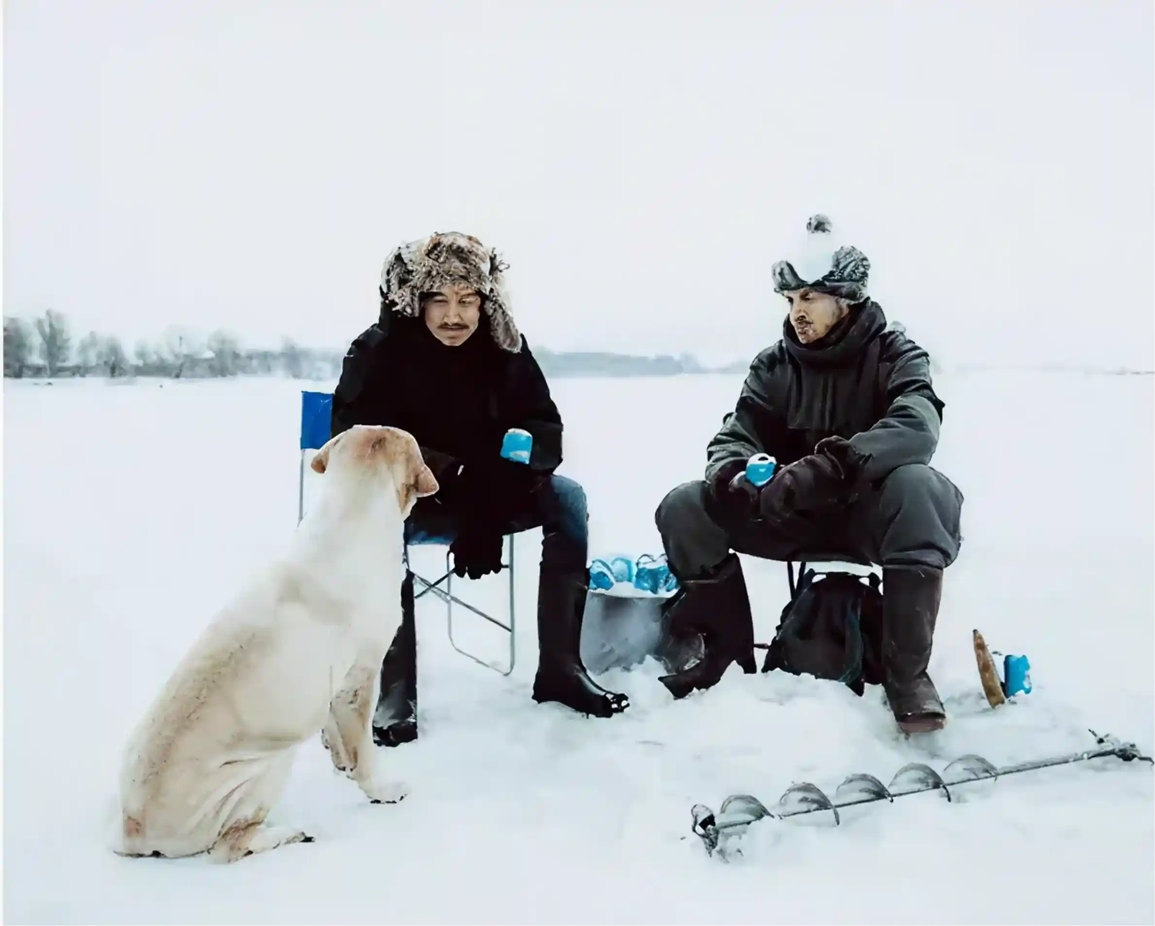 Long Drink founders drinking long drink in the snow