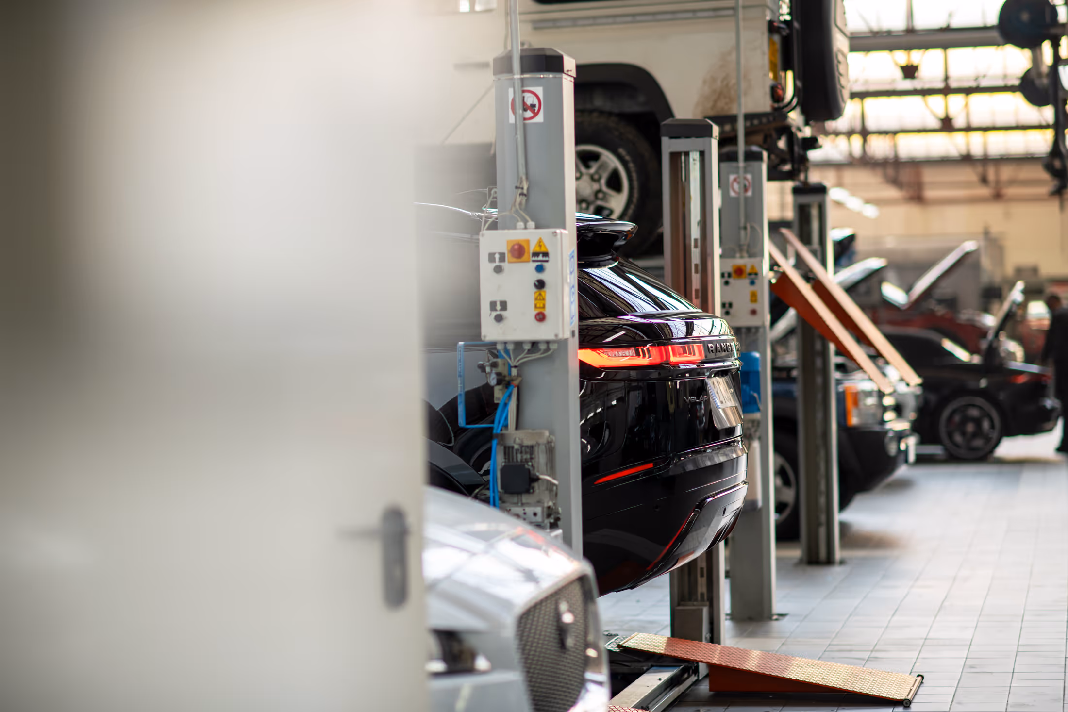Man repairing car