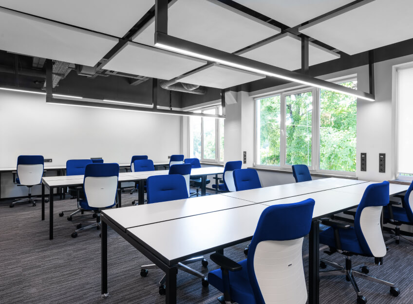 London, UK - Techkit X Webflow Template