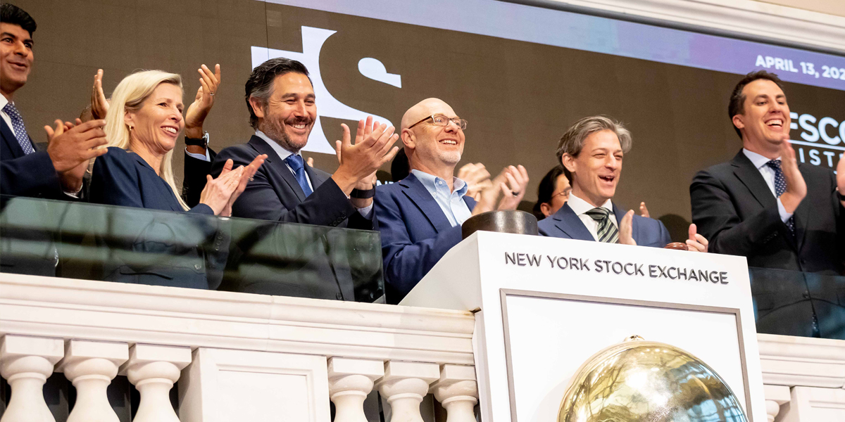 CEO Michael Forman and the FSCO team ring the opening bell at the NYSE